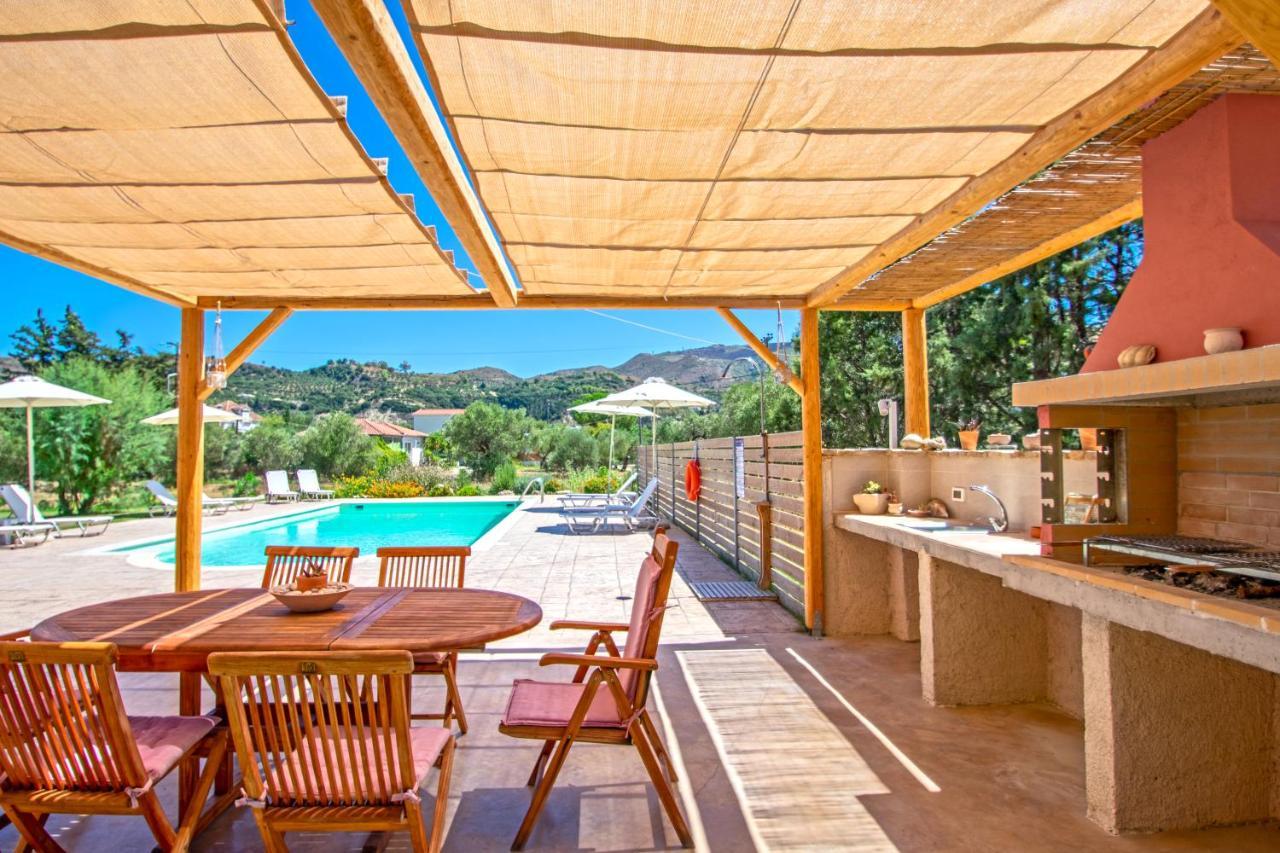 Elegant Maisonettes Kalamaki Bagian luar foto
